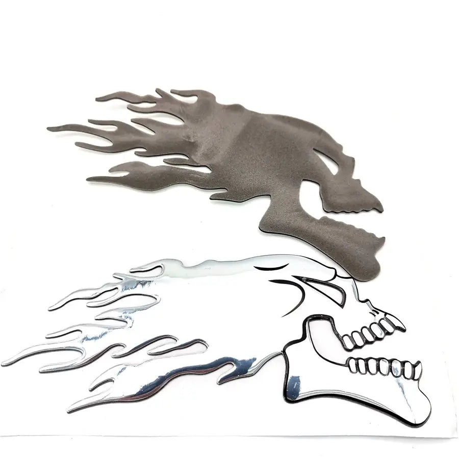 6x14cm Pair Skull Head Flame Style Motorcycle Fuel Gas Tank Fairing Badge Decal