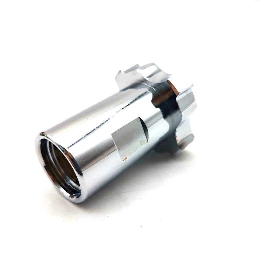 Spray Gun Connector M16 x 1.5mm Internal Thread For Cup Gun Pot Joints Adapter