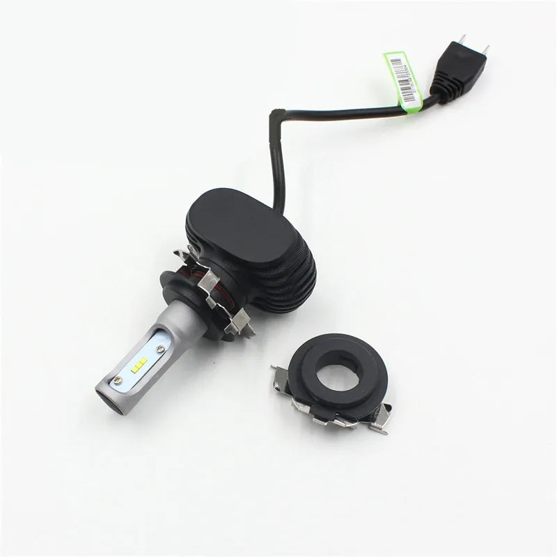 Car LED adapter for BMW 5S E60 E61 for VW polo 6r For Audi A3 A4L A6L H7 bulb holder socke
