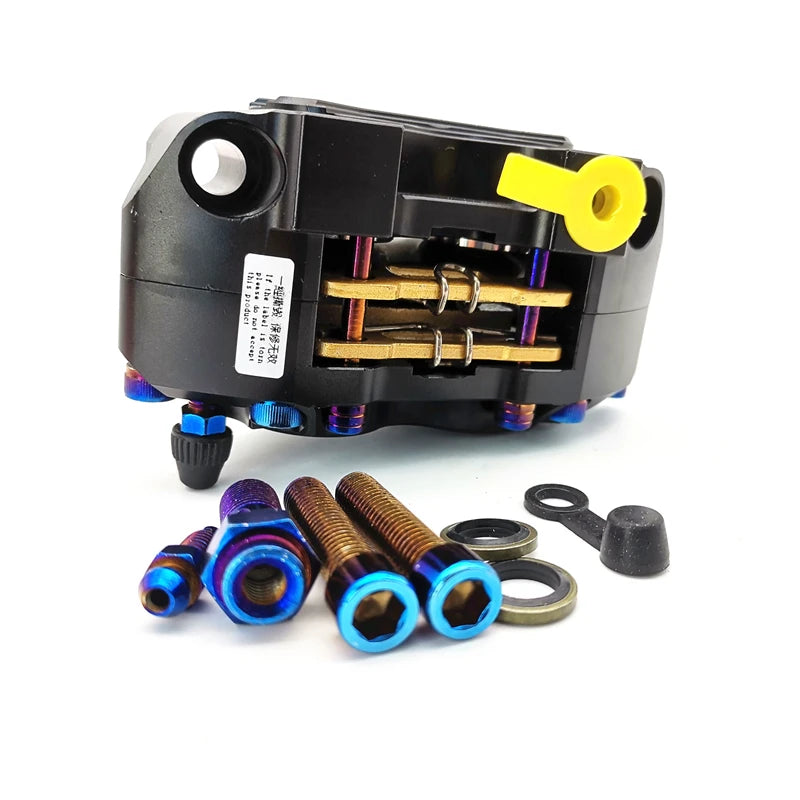 Motorcycle Black CNC Brake Caliper Brake Pump 82 Mm Assembly 4 Piston Radial