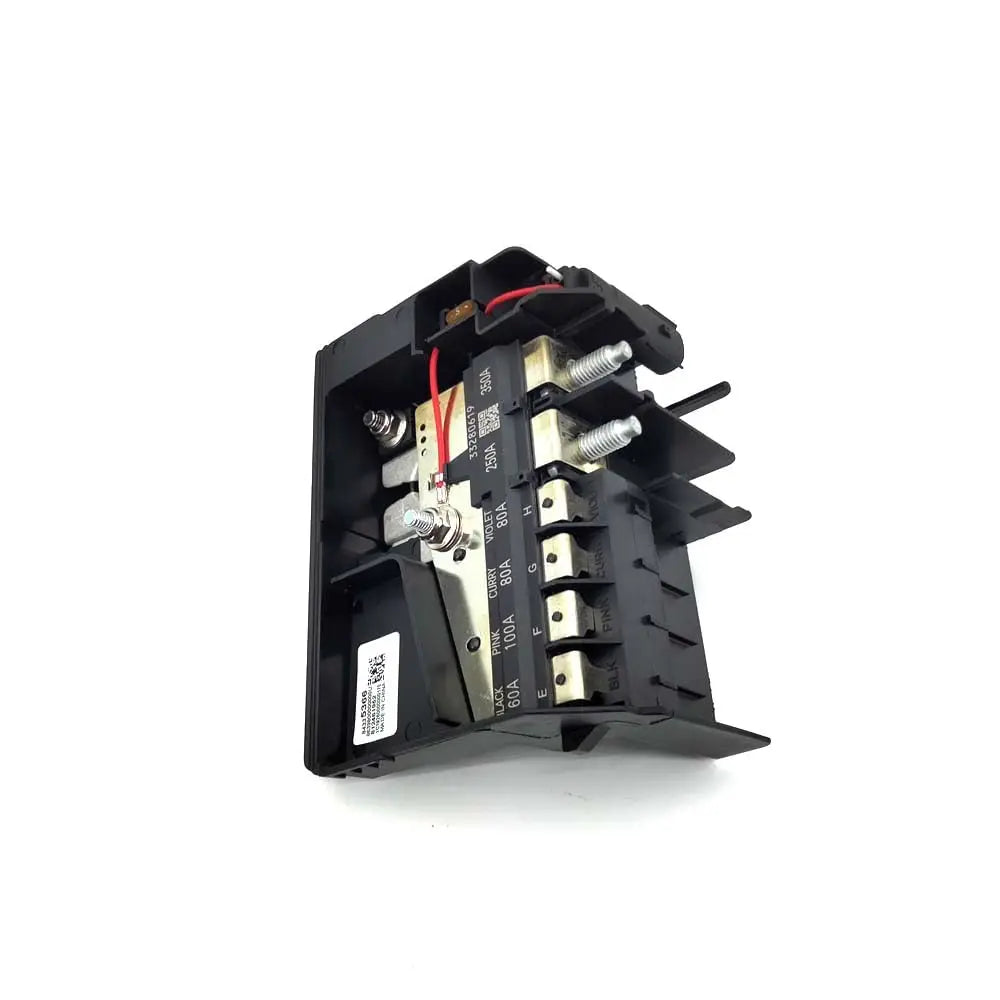 Car Fuse Box Battery Terminal 84335366 84131629 For Chevrolet Malibu 2019-2020