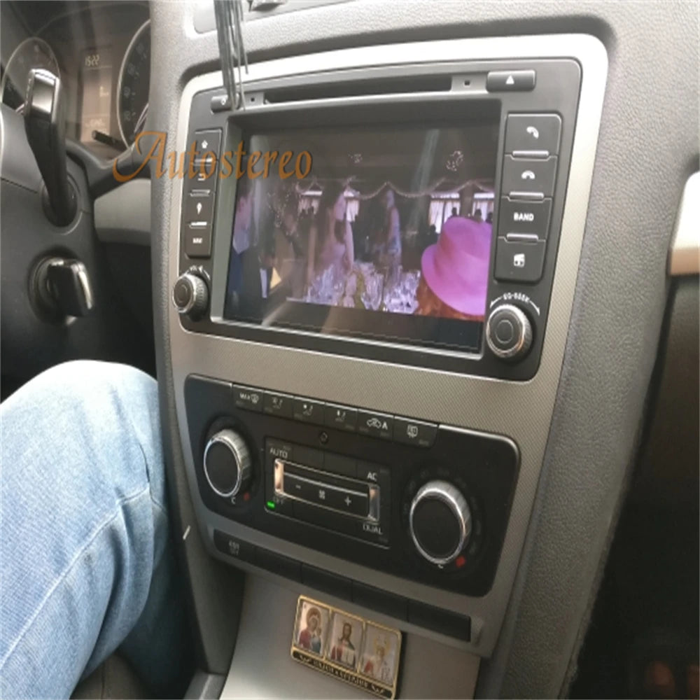 Android 14 Wireless Carplay Car DVD Player GPS Navigation For Skoda Octavia 2008-2013 Auto
