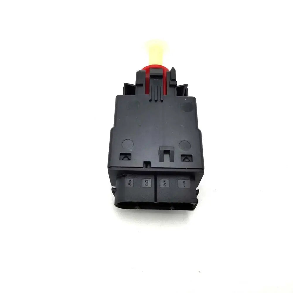 4 Pin Brake Light Switch For BMW E30 E36 3 Series E24 E28 5 6 Series 61311382385
