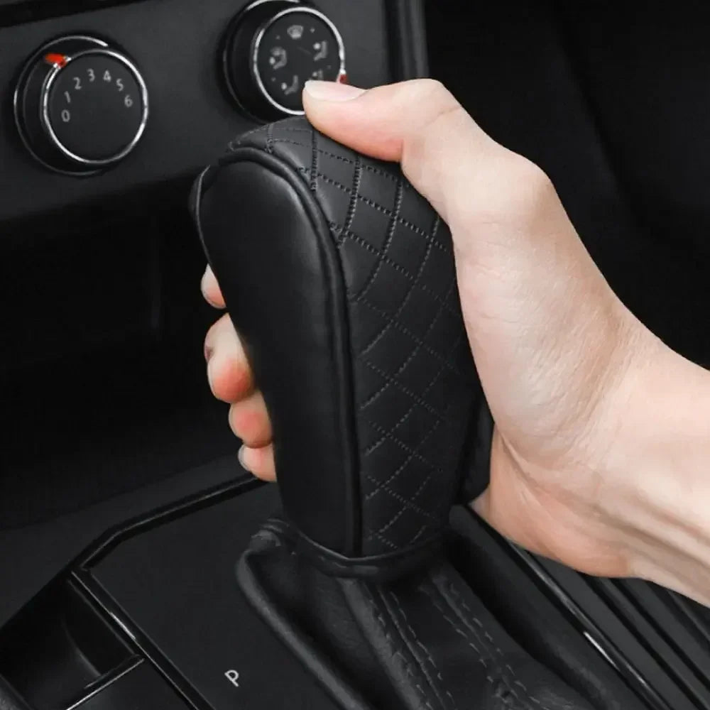 Car Shift Handle Cover PU Leather Non-Slip Wear-resistant Shift Knob Decor Protective Cover Univ - Automotive LED Light