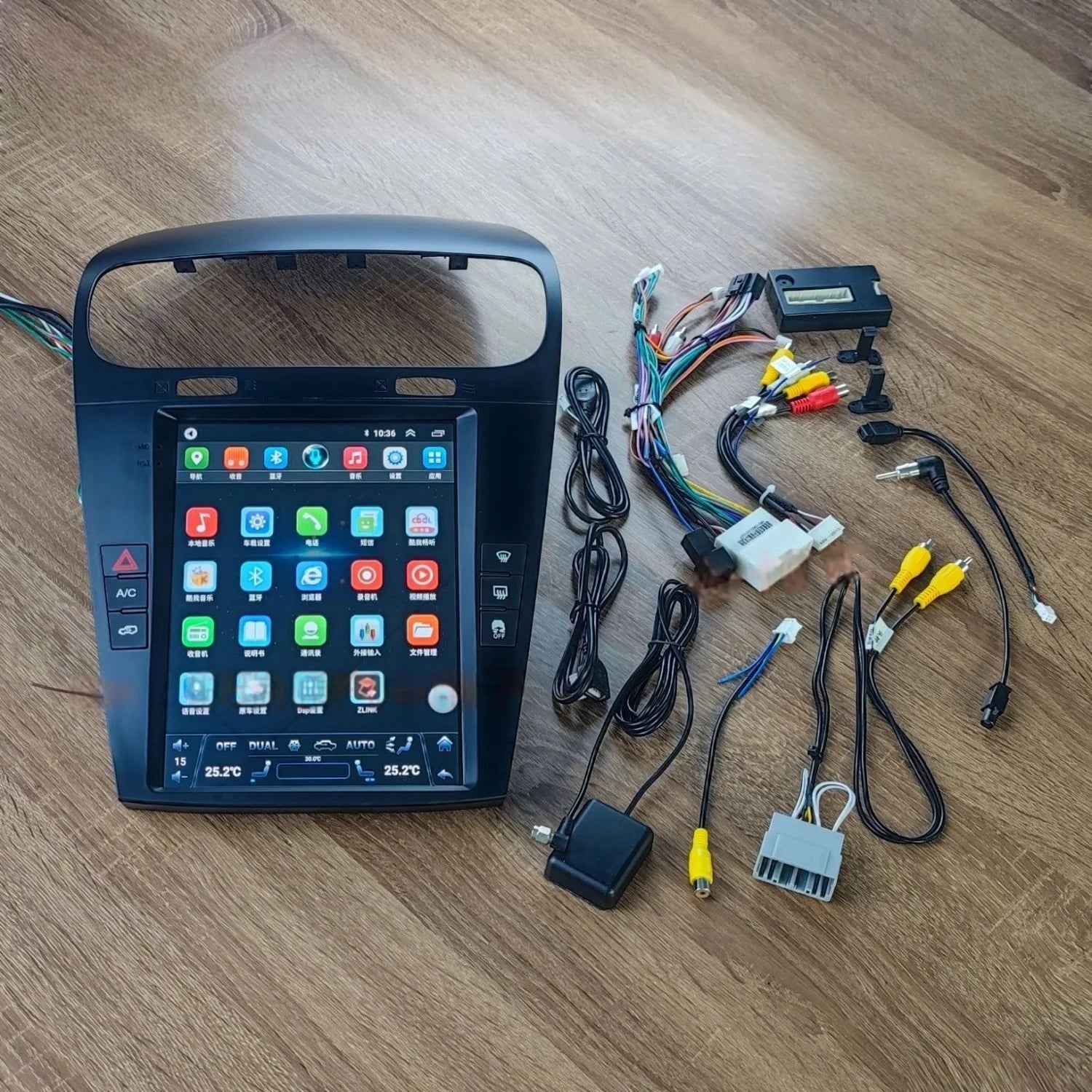 Android 13 Car Radio For Dodge Journey Fiat Freemont 2012-2020 Carplay GPS Multimedia Play