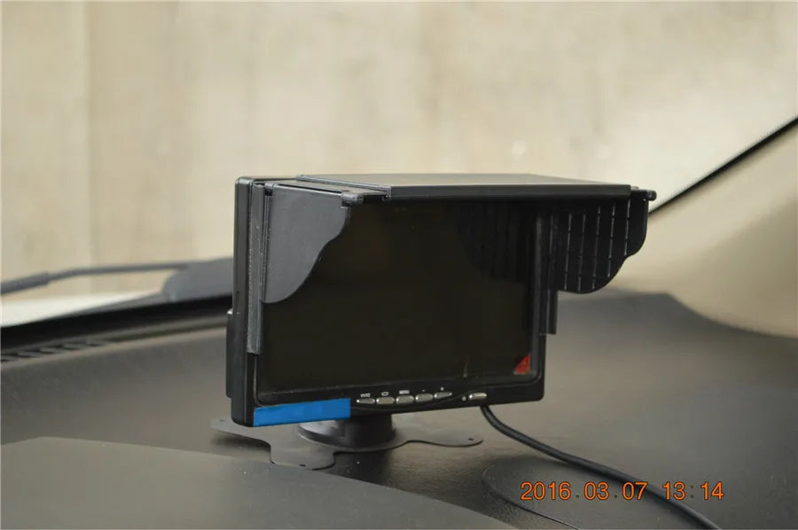 Universal Car GPS Navigation Light Cover Barrier GPS Navigator Sun Visor Sunshade Hood Wid