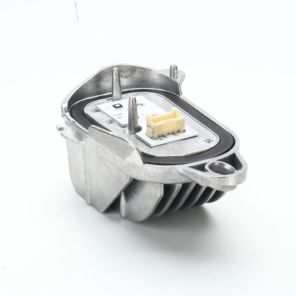 OEM 8R0941476B-R DRL Headlight Module Control Unit Day Light White Color Angel Eyes Module